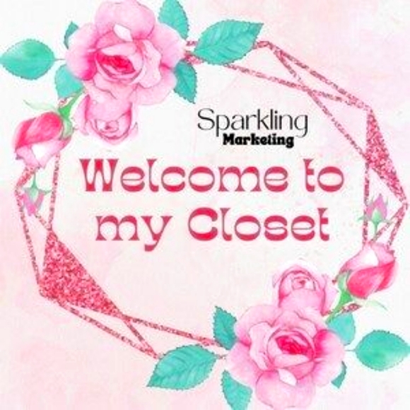 WELCOME TO MY CLOSEST! - Picture 1 of 1